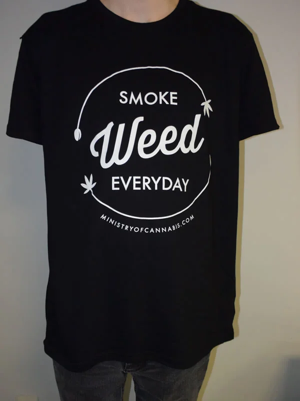 Tričko Ministry of Cannabis Pánské Smoke